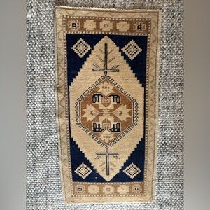 Geometric Patterned Rug in Navy and Beige